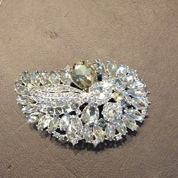 CAbi Accessories - Cabi Rhinestone belt buckle or brooch
